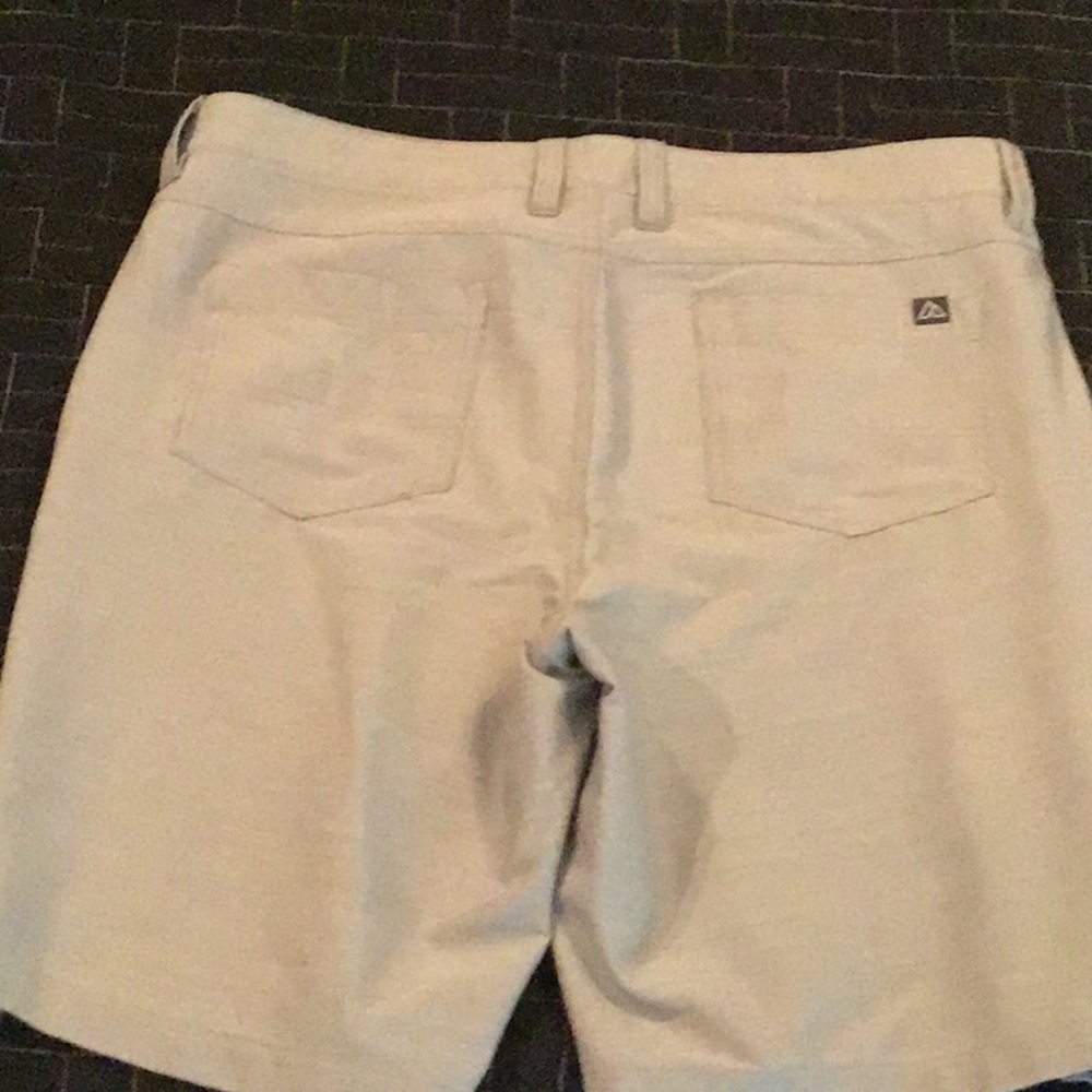 Alpine Design shorts - Picture 4 of 5